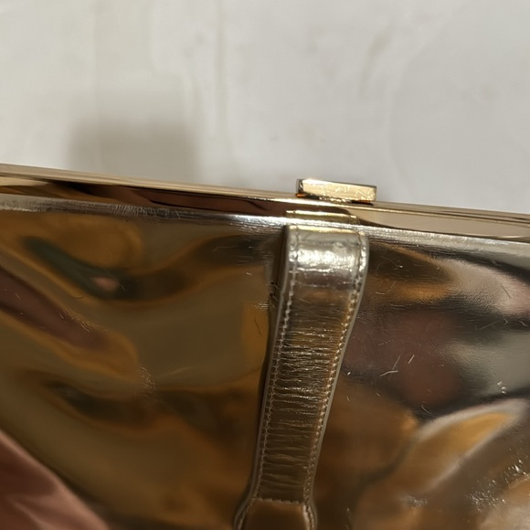 HOBO clutch